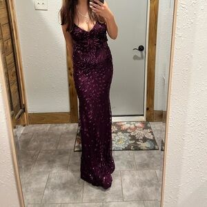 Windsor Taisia Formal Sequien Scroll Dress